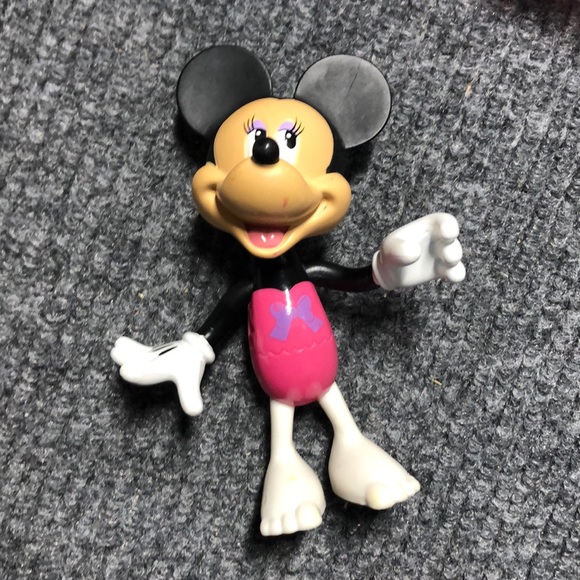 Minnie Mouse (2) with dresses, shoes, accessories - Picture 5 of 11